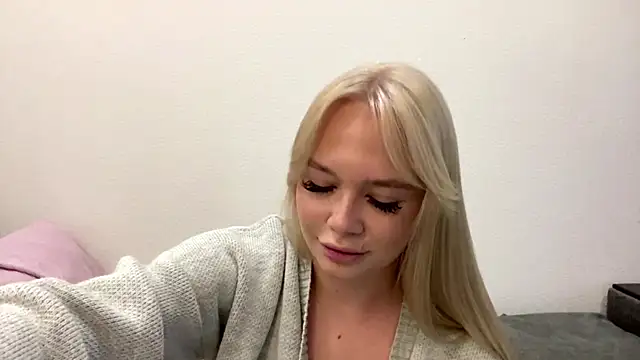 GooLana online show from April 2026 03:09:01 PM