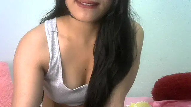 Snapshot of sharmeeli_sima chatting on June 2026 06:27:02 AM sharmeeli sima online show from June 2026 06:27:02 AM