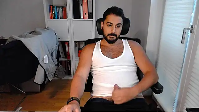 Voyagercam online show from July 2026 07:16:01 PM