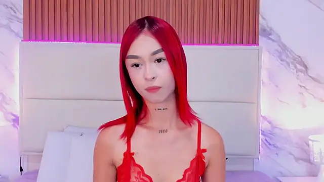 Snapshot of _bella_rossee_ chatting on June 2026 05:17:02 AM bella rossee online show from June 2026 05:17:02 AM
