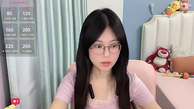 Snapshot of Luna-666 chatting on July 2026 03:47:02 PM Luna-666 online show from July 2026 03:47:02 PM