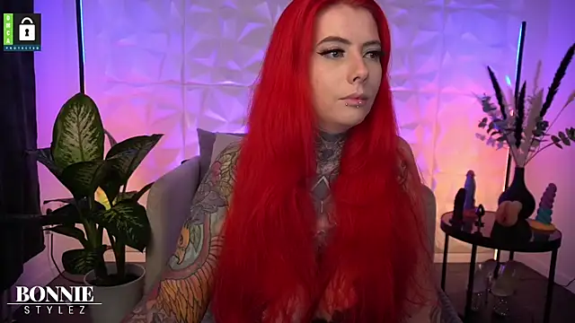 BonnieStylez online show from September 2025 07:35:01 PM