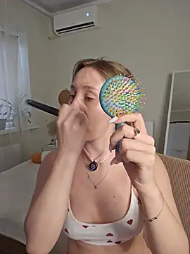 ooopsitscandy online show from August 2026 04:31:02 PM