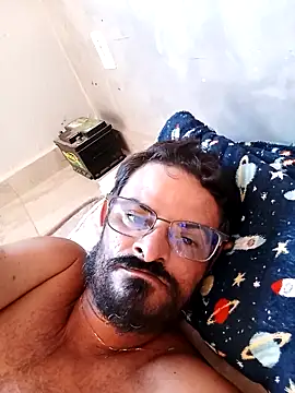 Lucastini online show from April 2026 06:38:01 PM