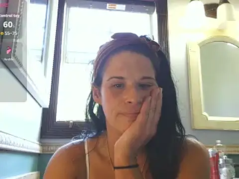 Snapshot of Vanessa_Valentine chatting on May 2026 02:46:02 PM Vanessa Valentine online show from May 2026 02:46:02 PM