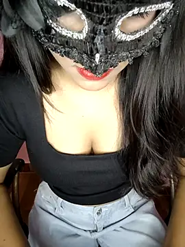 Snapshot of Razoee chatting on May 2026 09:15:02 AM Razoee online show from May 2026 09:15:02 AM