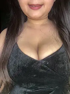 Snapshot of Naughty_pooja44 chatting on May 2026 10:09:01 AM Naughty pooja44 online show from May 2026 10:09:01 AM