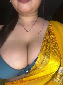Snapshot of Naughty_pooja44 chatting on May 2026 05:53:02 PM Naughty pooja44 online show from May 2026 05:53:02 PM