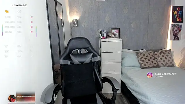 Snapshot of alessia_anderson chatting on September 2025 09:40:02 PM alessia anderson online show from September 2025 09:40:02 PM