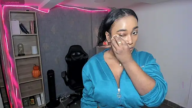 Snapshot of alessia_anderson chatting on October 2025 11:27:02 PM alessia anderson online show from October 2025 11:27:02 PM