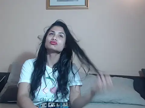 rebecka sweet online show from May 2026 05:20:01 PM
