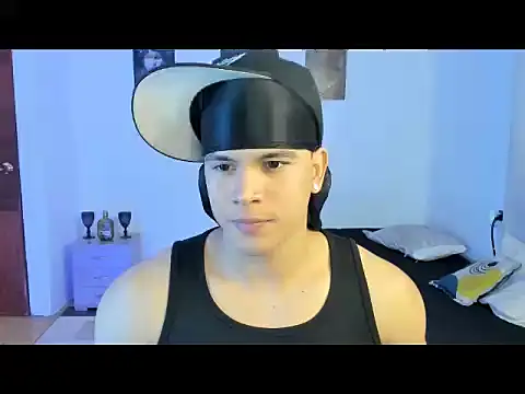 Snapshot of sant_wahlberg chatting on July 2026 12:09:01 AM sant wahlberg online show from July 2026 12:09:01 AM