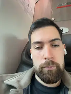 italianboy9298 online show from April 2026 09:02:01 AM