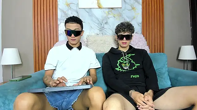 Snapshot of KING_BOYS2026 chatting on May 2026 01:33:01 AM KING BOYS2026 online show from May 2026 01:33:01 AM