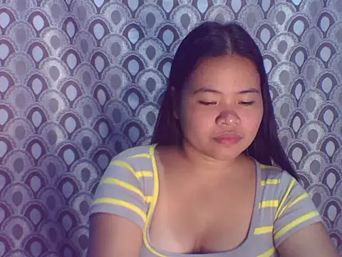 Hotsexykate online show from May 2026 11:32:02 PM