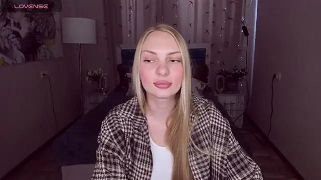 NancyGlamour online show from May 2026 10:36:01 AM