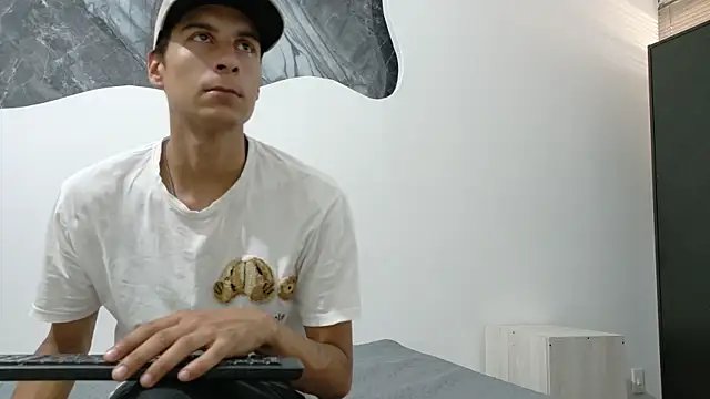 cameronsilverman online show from May 2026 07:37:02 PM