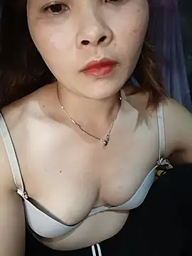 Snapshot of Hazel_Nova chatting on June 2026 11:25:01 AM Hazel Nova online show from June 2026 11:25:01 AM