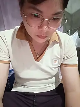 Snapshot of Hazel_Nova chatting on July 2026 08:00:02 AM Hazel Nova online show from July 2026 08:00:02 AM