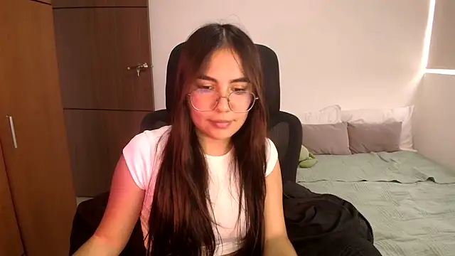 Snapshot of abbyyandmaxx chatting on June 2026 04:07:02 PM abbyyandmaxx online show from June 2026 04:07:02 PM