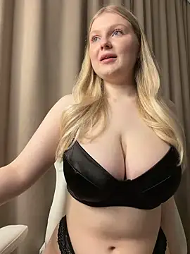 L1zaShy online show from May 2026 06:28:02 PM