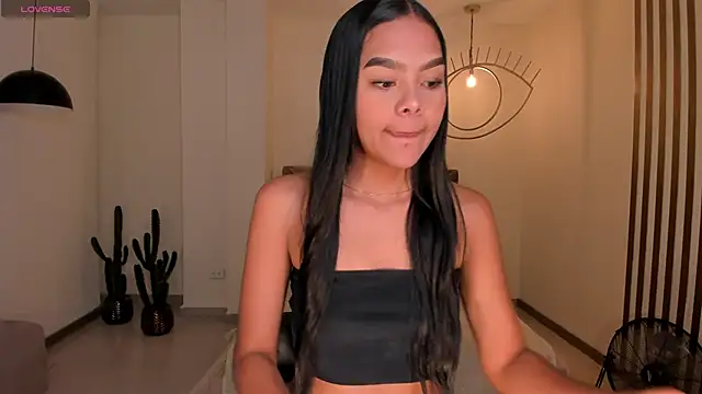 SaphiraJames online show from July 2026 03:23:01 AM
