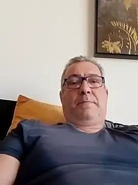 Soloyan online show from January 2025 01:21:01 PM