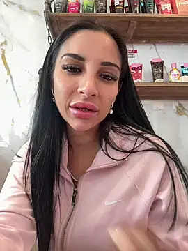 Snapshot of Miss_juicybabes chatting on May 2026 09:16:01 AM Miss juicybabes online show from May 2026 09:16:01 AM