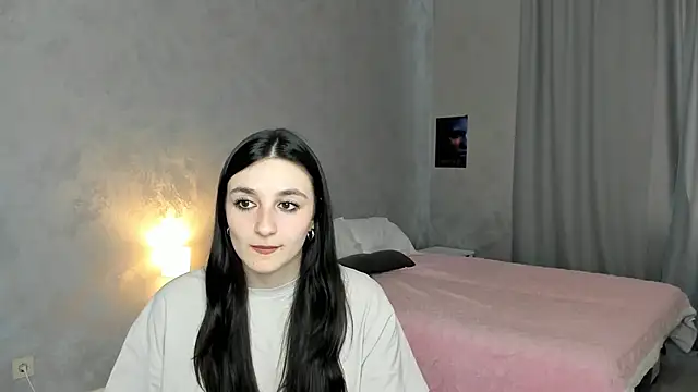MaryanneZurn online show from May 2026 09:03:02 AM