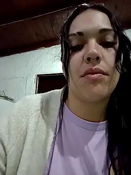 paula2422 online show from May 2026 10:10:01 AM