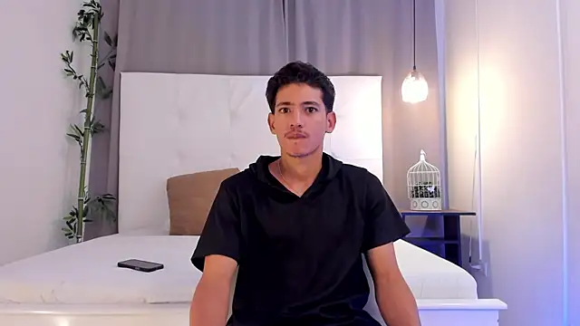 Alejo-and-Thiago online show from July 2026 12:24:02 PM