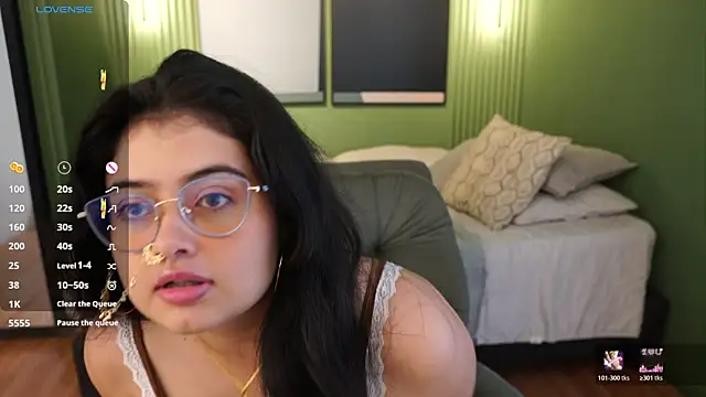 Snapshot of Madison_Flame chatting on June 2026 04:11:01 PM Madison Flame online show from June 2026 04:11:01 PM