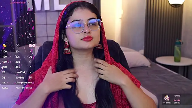 Snapshot of Madison_Flame chatting on July 2026 04:44:01 PM Madison Flame online show from July 2026 04:44:01 PM