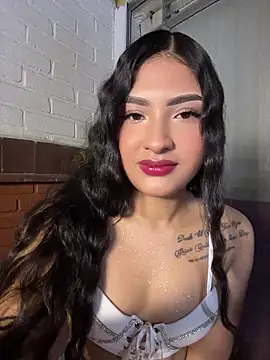 Snapshot of SabrinaX_X chatting on June 2026 02:13:01 AM SabrinaX X online show from June 2026 02:13:01 AM