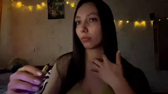 SheeringGape online show from June 2026 01:28:02 AM