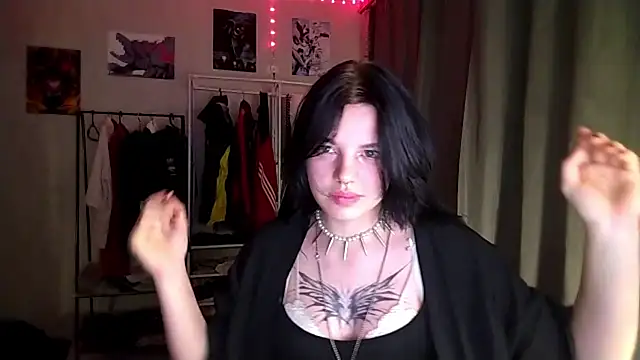 VeIvetLure online show from May 2026 04:24:02 PM