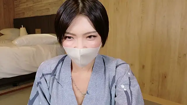 Naomi 00122 online show from July 2026 11:05:02 AM