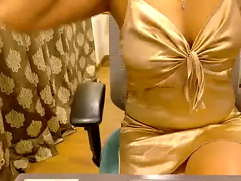 Snapshot of DR_Salini chatting on May 2026 04:14:01 PM DR Salini online show from May 2026 04:14:01 PM