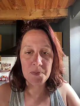 Snapshot of zelda252 chatting on June 2026 01:35:01 PM zelda252 online show from June 2026 01:35:01 PM