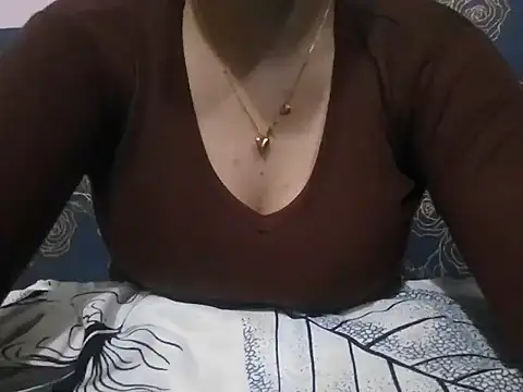 Snapshot of saniya_9 chatting on May 2026 10:00:01 AM saniya 9 online show from May 2026 10:00:01 AM