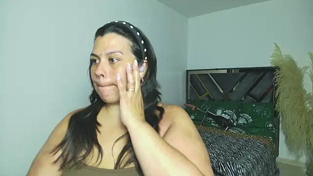 Martina Foxy01 online show from May 2026 03:18:02 PM
