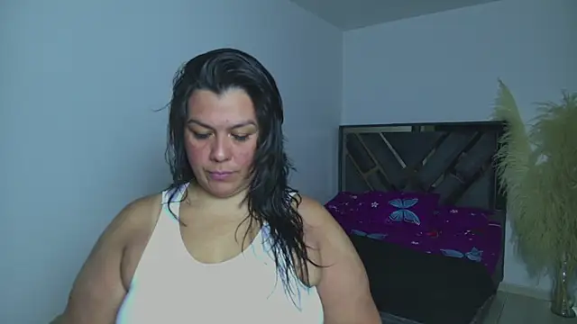Martina Foxy01 online show from May 2026 11:28:01 AM