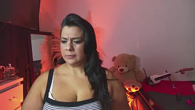 Martina Foxy01 online show from May 2026 11:27:02 AM