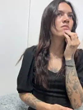 Snapshot of VeroJenkins_ chatting on May 2026 03:24:01 AM VeroJenkins online show from May 2026 03:24:01 AM
