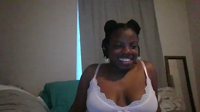 Snapshot of princesselizabeth chatting on May 2026 12:08:02 AM princesselizabeth online show from May 2026 12:08:02 AM