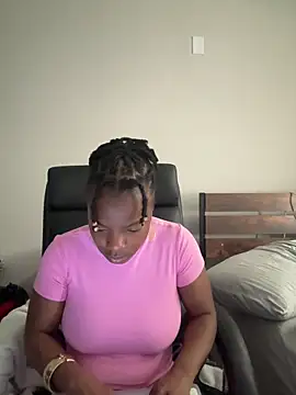 Snapshot of princesselizabeth chatting on June 2026 01:57:01 PM princesselizabeth online show from June 2026 01:57:01 PM