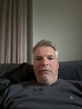 Snapshot of Thor-82 chatting on May 2026 05:35:01 AM Thor-82 online show from May 2026 05:35:01 AM