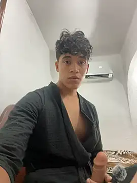 Juanlifitt online show from May 2026 01:57:02 AM