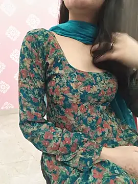zoya baby  online show from July 2026 04:13:01 PM