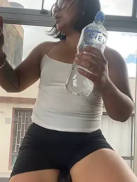 Snapshot of sarita_hos chatting on July 2026 03:52:02 PM sarita hos online show from July 2026 03:52:02 PM